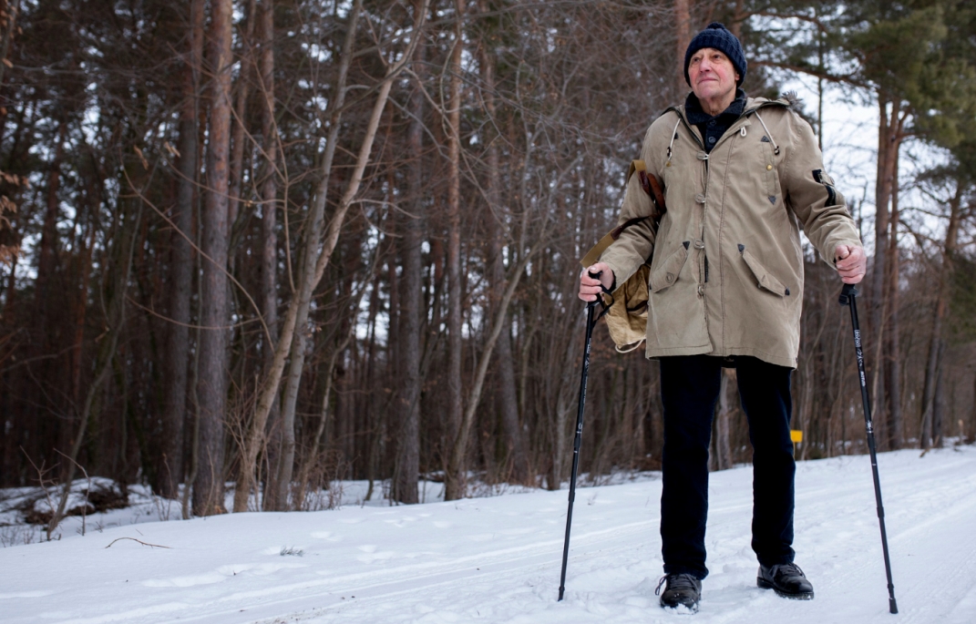 Wyzwanie Hell Nordic Walking Mission Possible: triumf siły i determinacji na plaży w mrozie